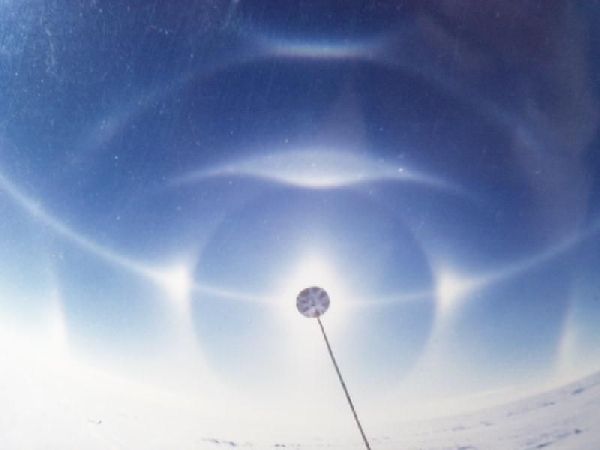 ice crystal display